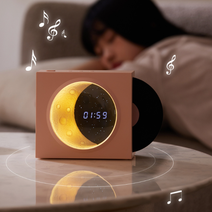 Moon Clock Bluetooth Speaker – Retro Vinyl Design